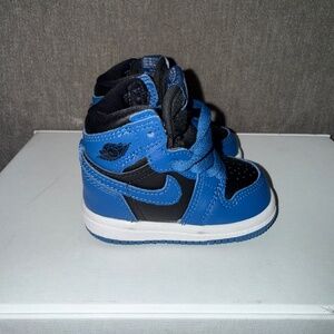 Air Jordan 1 Mid – Toddler (TD)